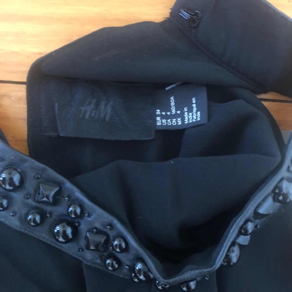 H&M Halter - Picture 2 of 3